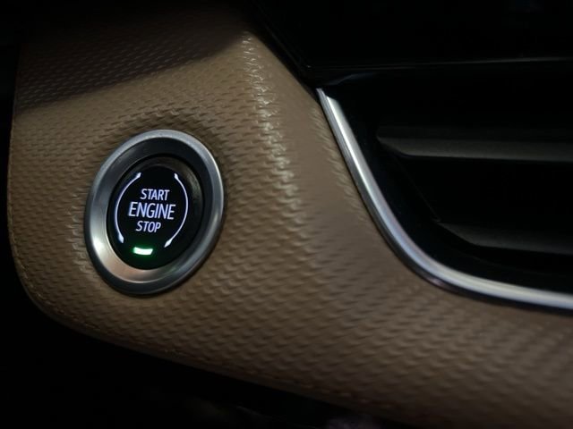 Used 2025 Chevrolet Equinox ACTIV w/ Safety and Technology Package image 37