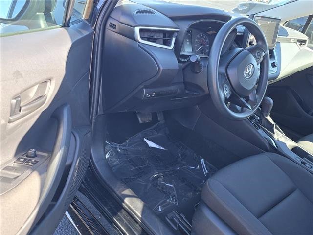 Used 2023 Toyota Corolla LE image 9
