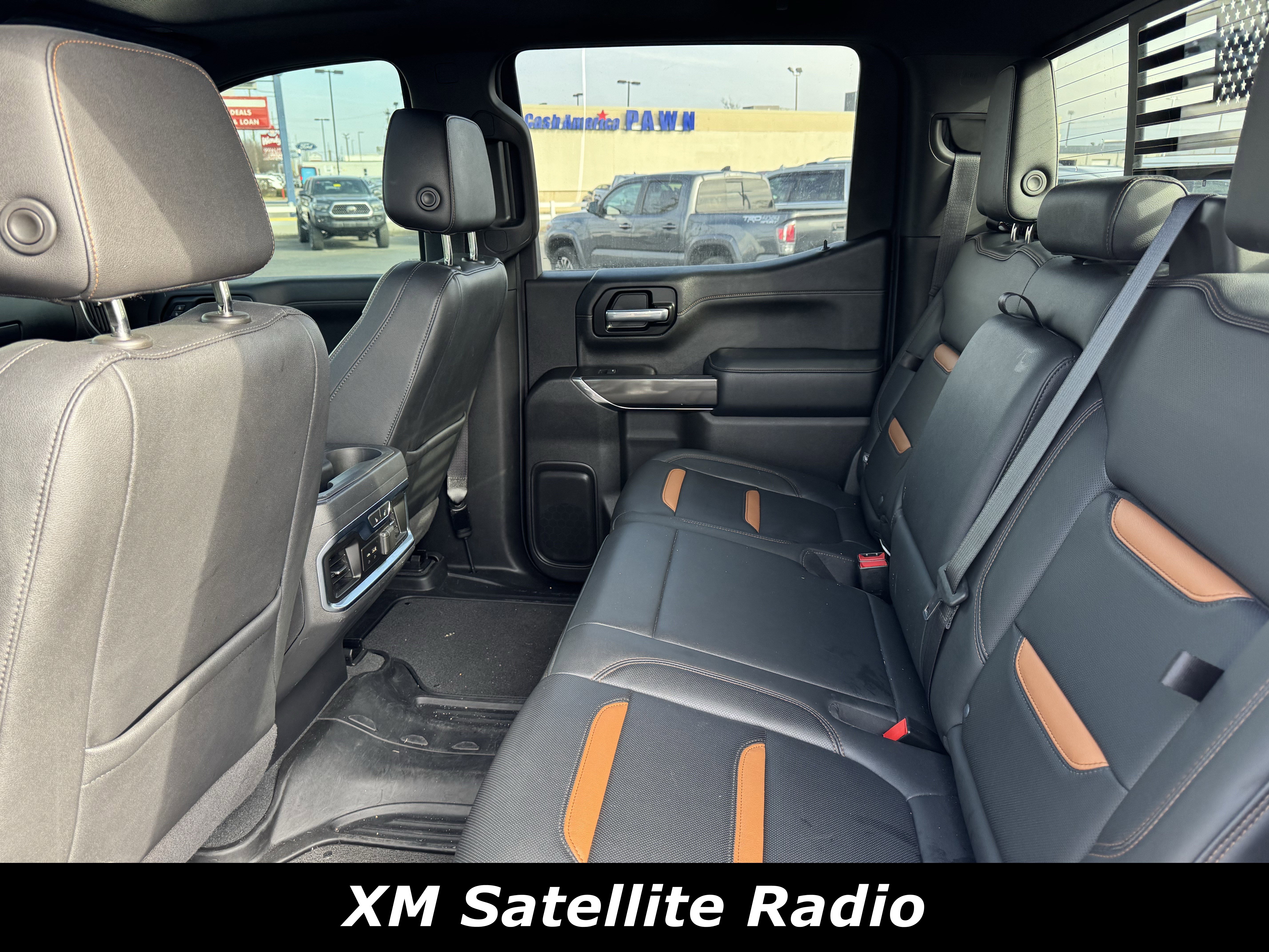 Used 2021 GMC Sierra 1500 AT4 w/ AT4 Premium Package image 5