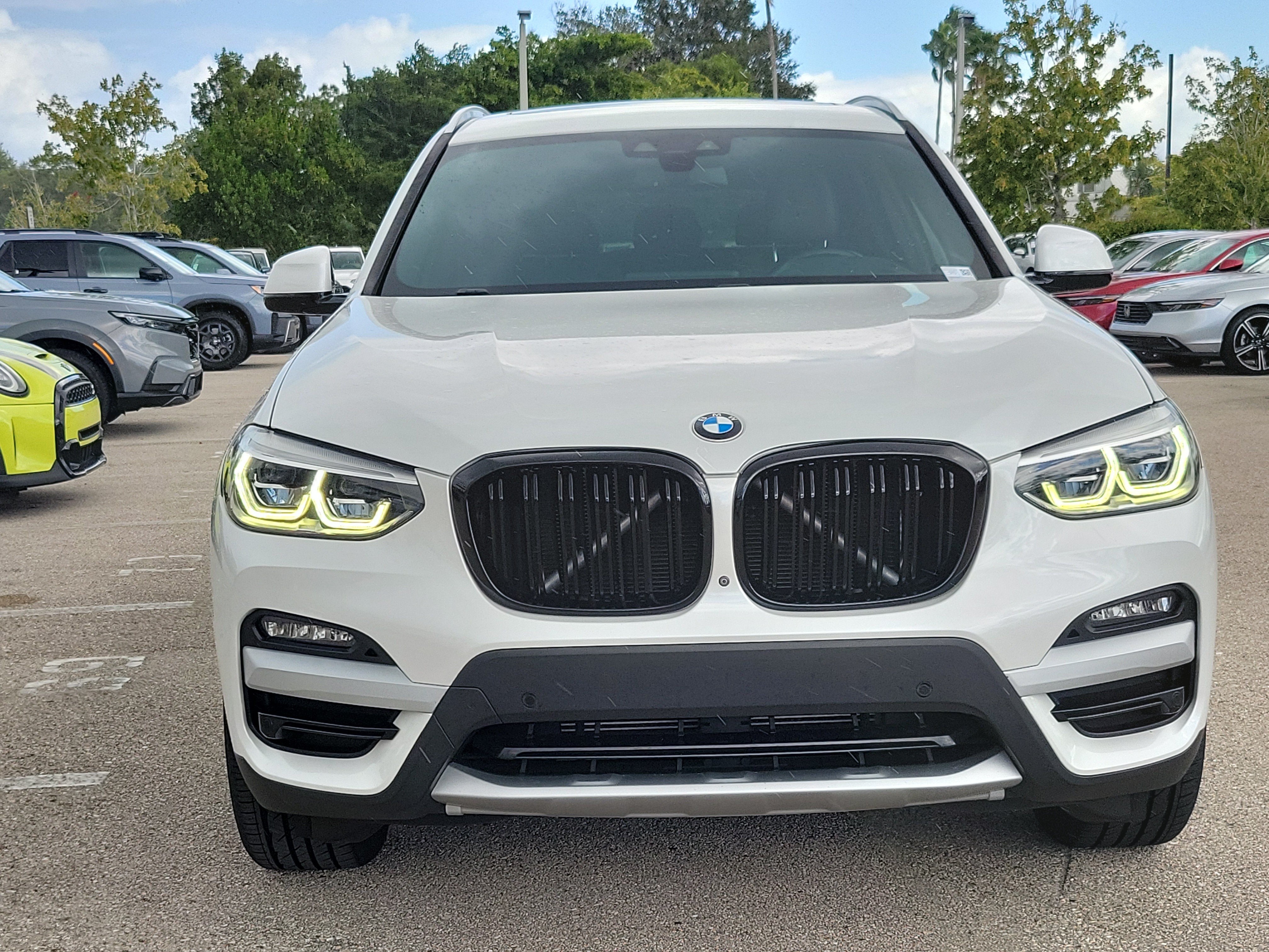 Used 2024 BMW X3 xDrive30i AWD/4WD image 2