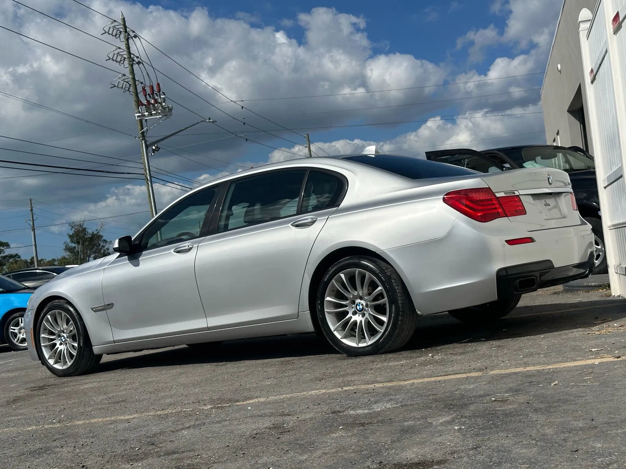 Used 2012 BMW 750Li image 21