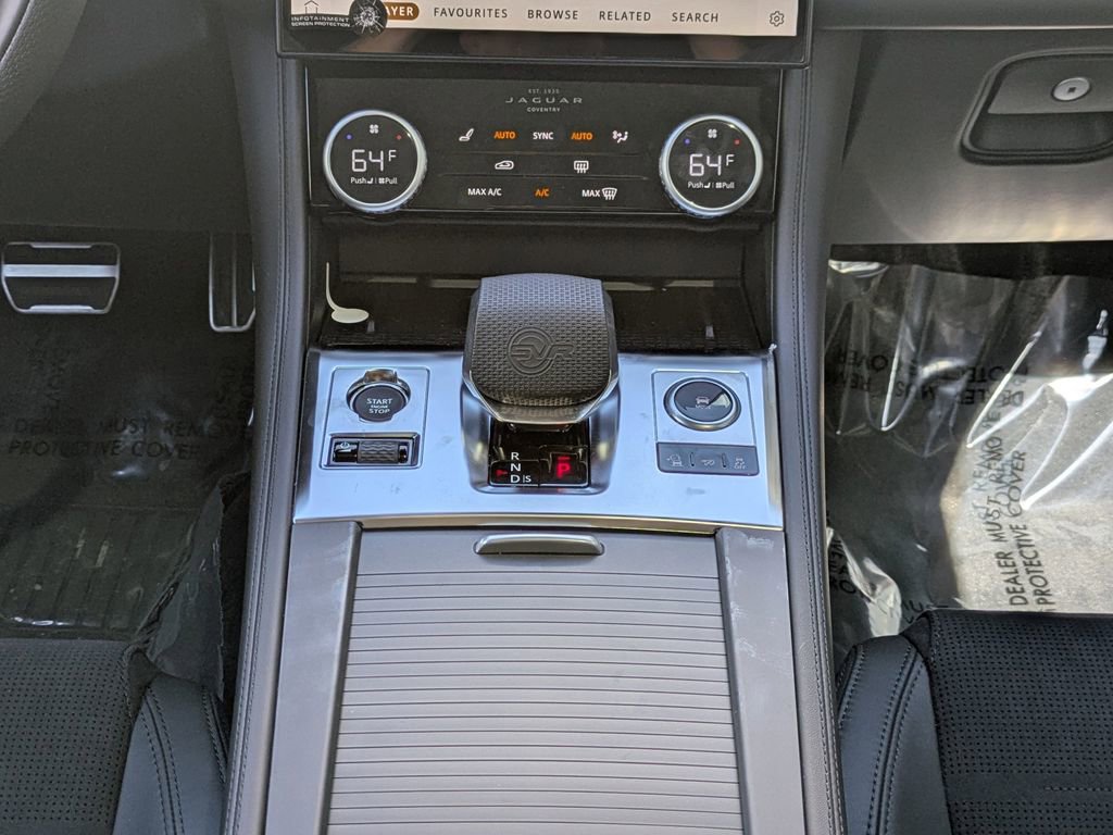 New 2026 Jaguar F-PACE SVR image 21