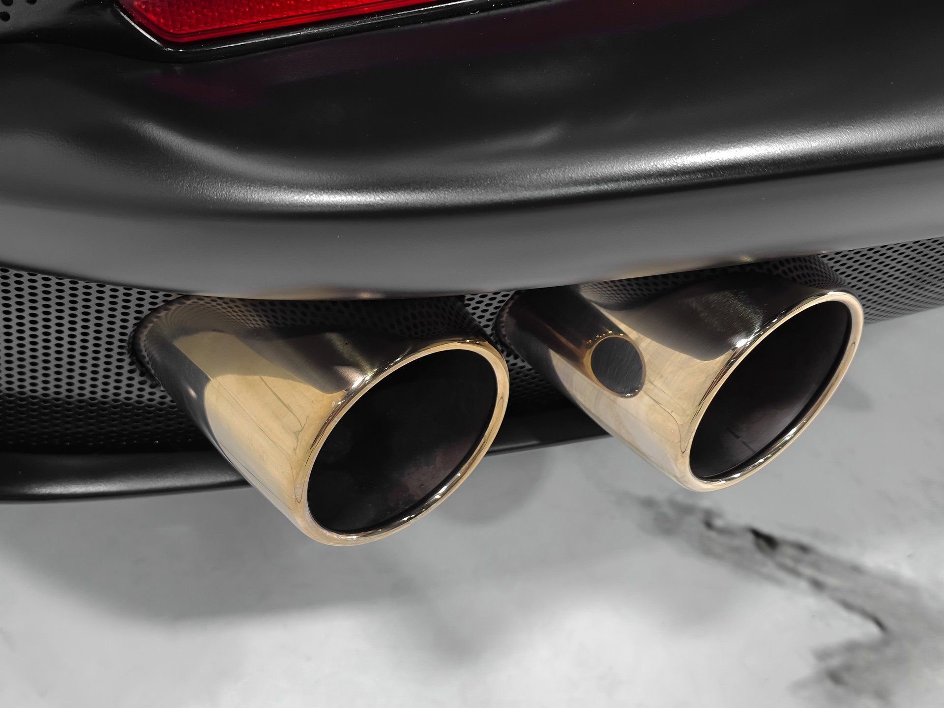 Used 2023 Ferrari Portofino M image 18