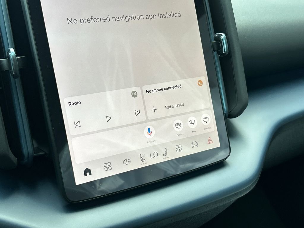 New 2026 Volvo EX30 Plus w/ Climate Package image 18