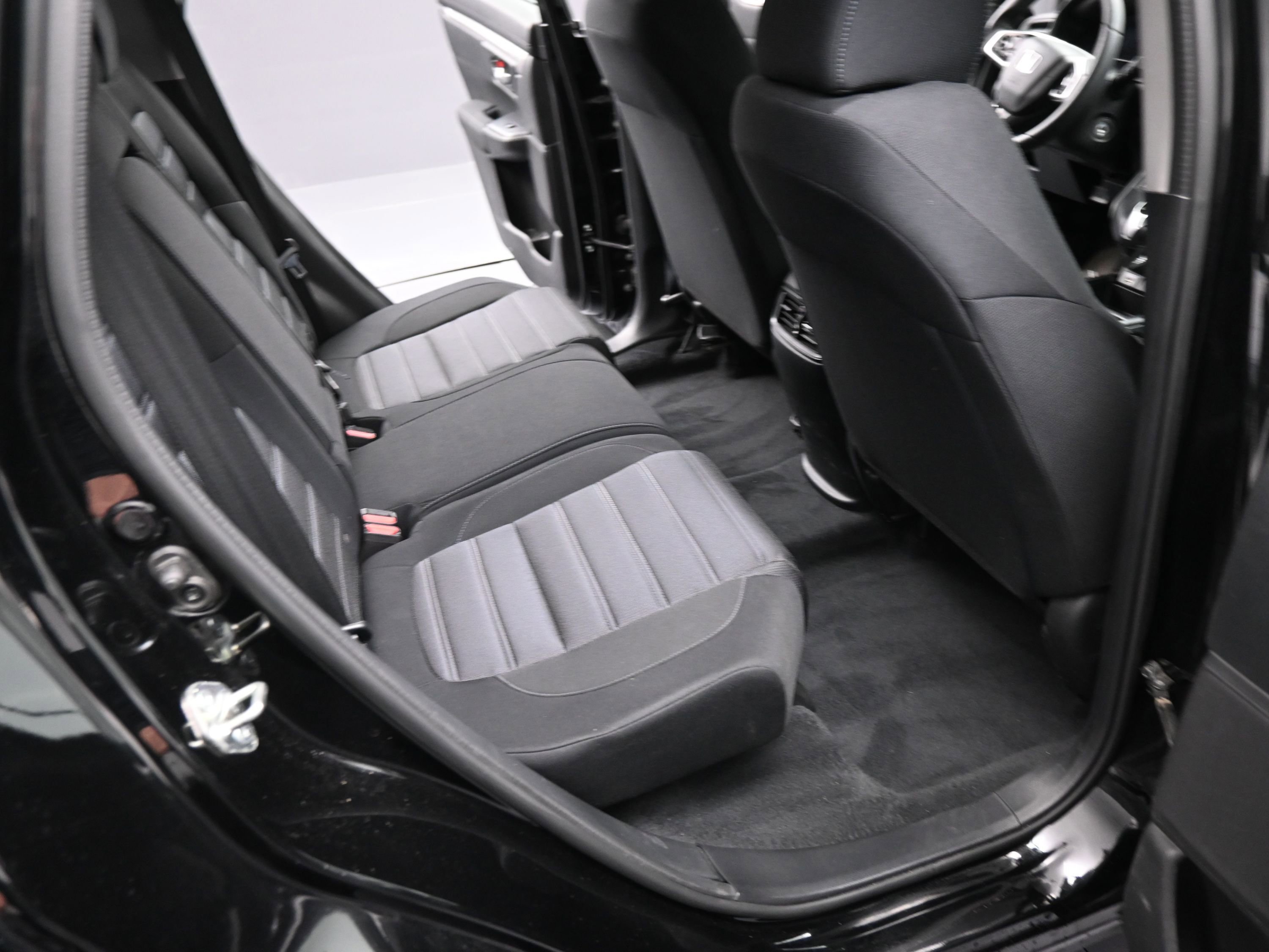 Used 2020 Honda CR-V LX image 18