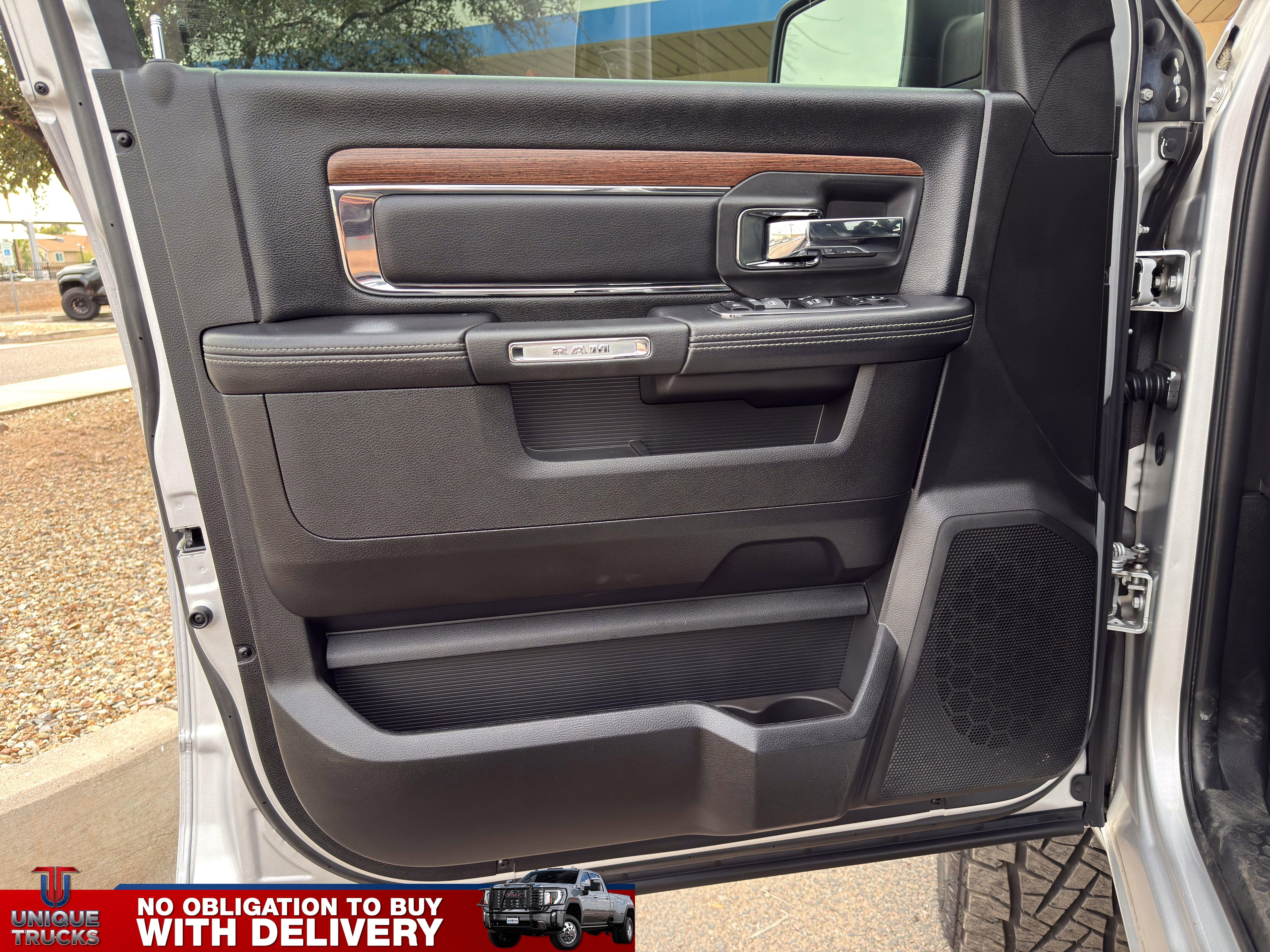 Used 2018 RAM 1500 Laramie w/ Convenience Group image 15