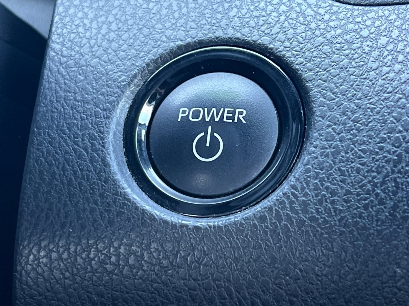 Used 2025 Toyota Camry SE FWD image 24