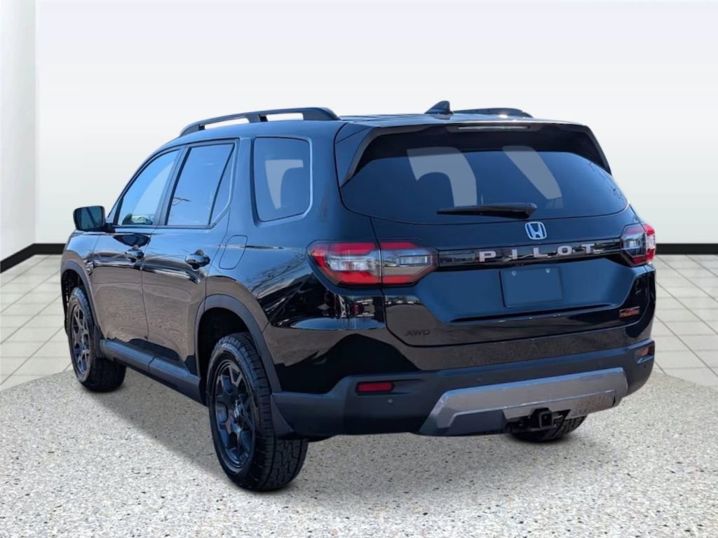 New 2026 Honda Pilot TrailSport image 5