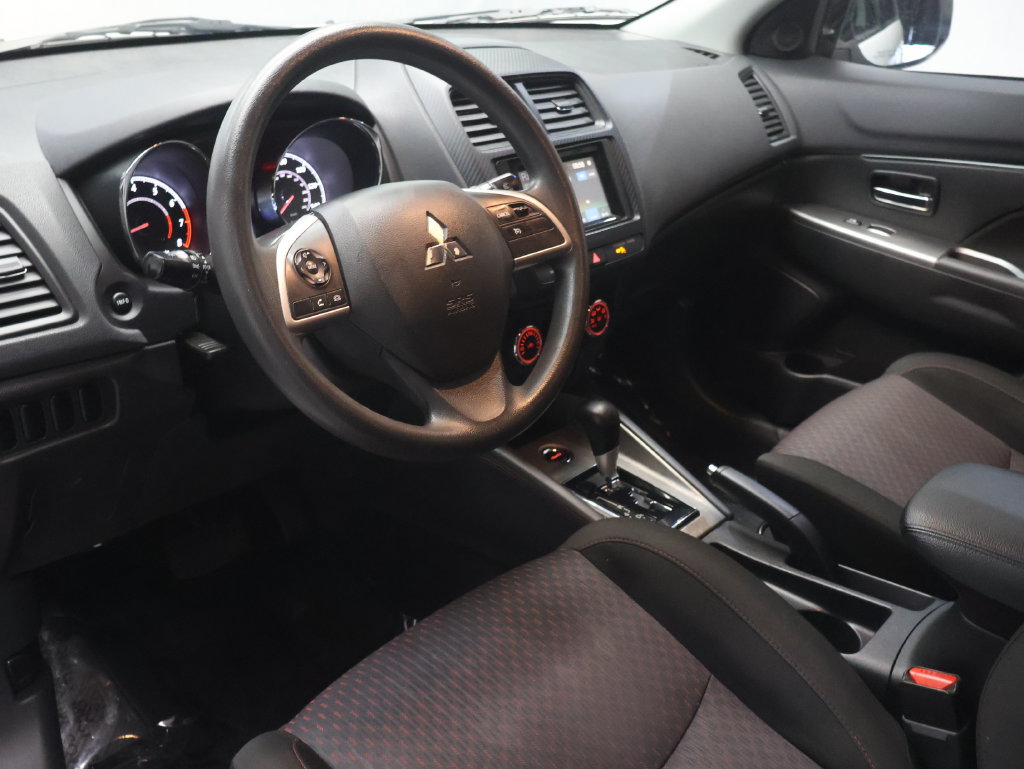 Used 2019 Mitsubishi Outlander Sport ES AWD/4WD image 17