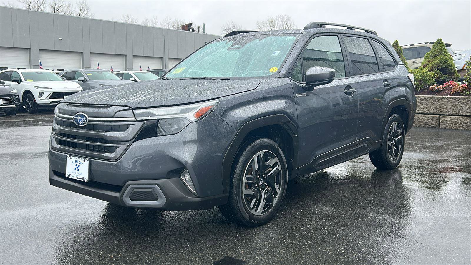 Certified 2025 Subaru Forester Limited AWD/4WD image 3