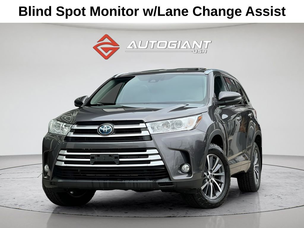 Used 2018 Toyota Highlander XLE image 1
