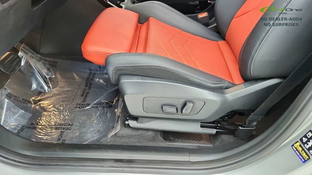 Used 2024 BMW X1 xDrive28i w/ Convenience Package AWD/4WD image 35