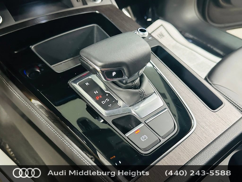 Certified 2023 Audi Q5 2.0T Premium Plus w/ Premium Plus Package AWD/4WD image 17