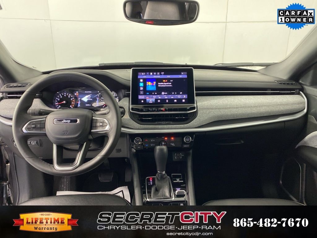 Used 2024 Jeep Compass Latitude AWD/4WD image 26