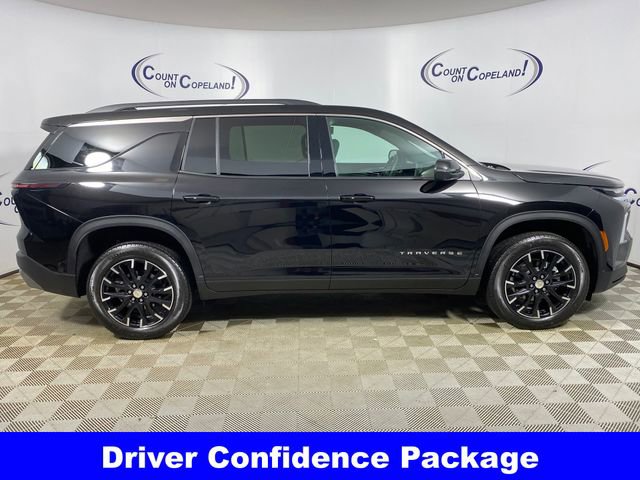 Certified 2025 Chevrolet Traverse LT w/ Enhanced Driving Package image 9