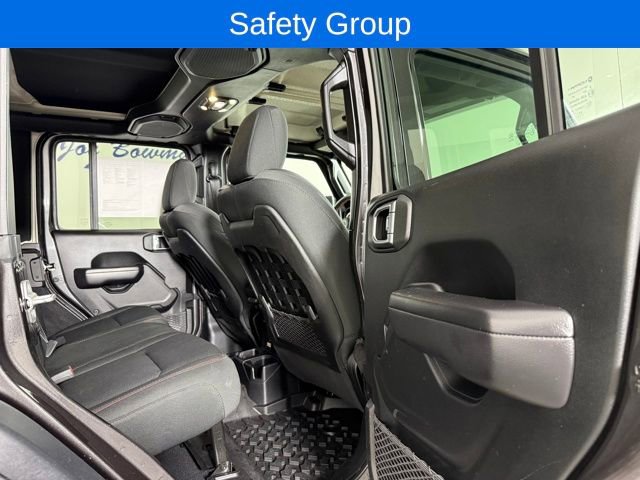 Used 2021 Jeep Wrangler Unlimited Rubicon image 16