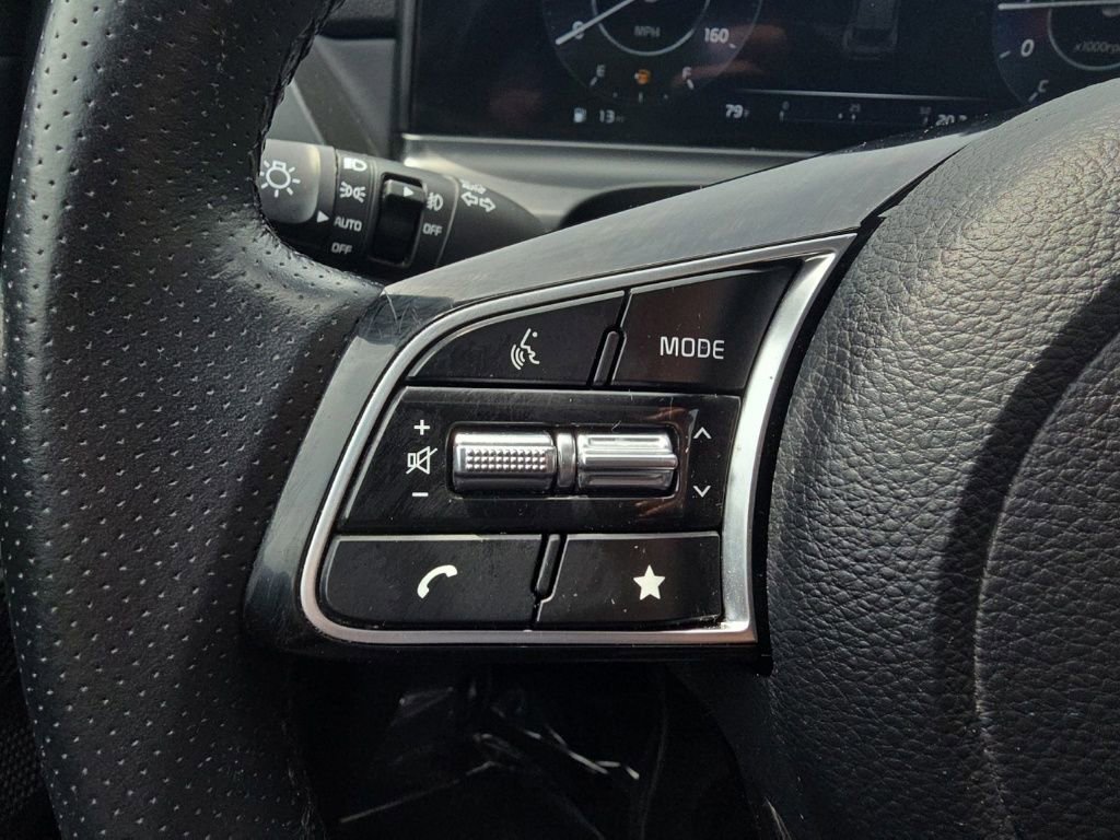 Used 2024 Kia Seltos SX w/ SX Sunroof Package AWD/4WD image 15