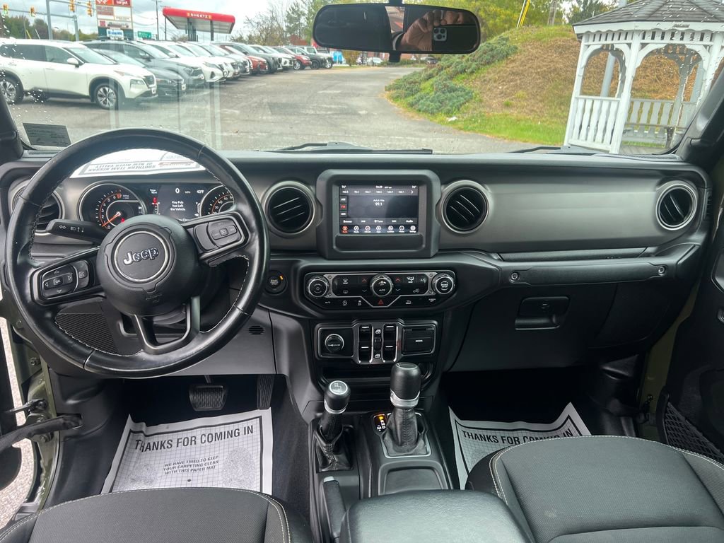 Used 2021 Jeep Gladiator Sport image 13