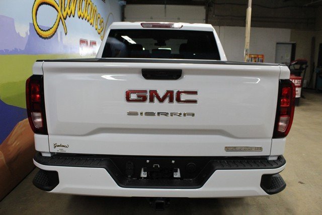 New 2026 GMC Sierra 1500 Elevation image 5