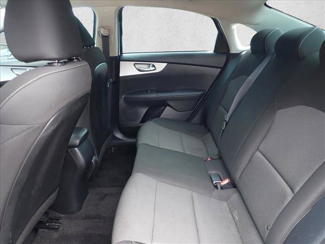 Used 2023 Kia Forte LXS w/ LXS Technology Package FWD image 8