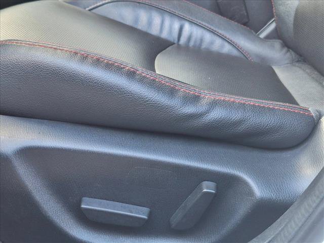 Used 2014 MAZDA MAZDA3 s Grand Touring w/ Technology Package FWD image 4