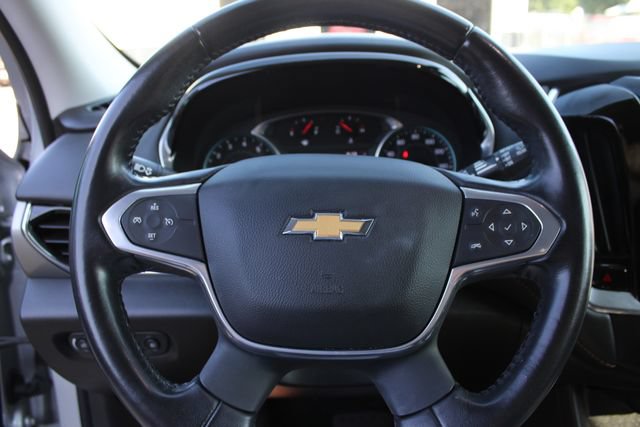 Used 2021 Chevrolet Traverse LT FWD image 13