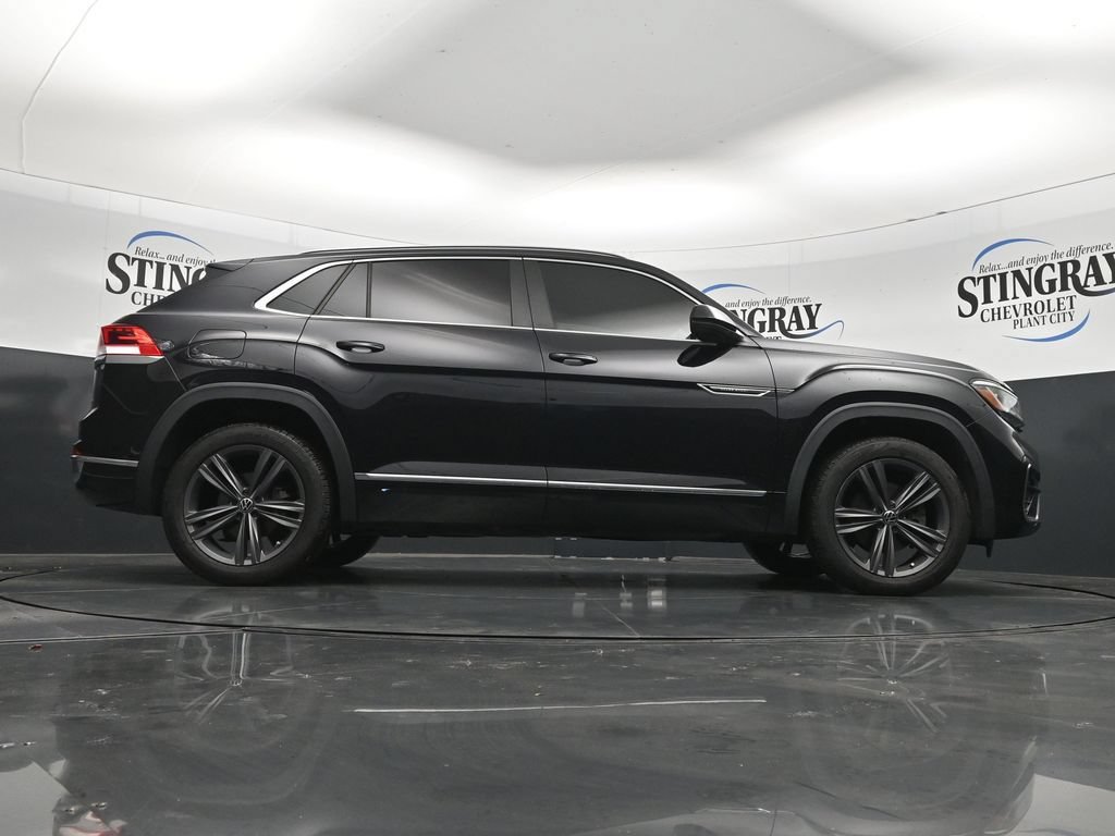 Used 2022 Volkswagen Atlas Cross Sport SEL R-Line AWD/4WD image 33