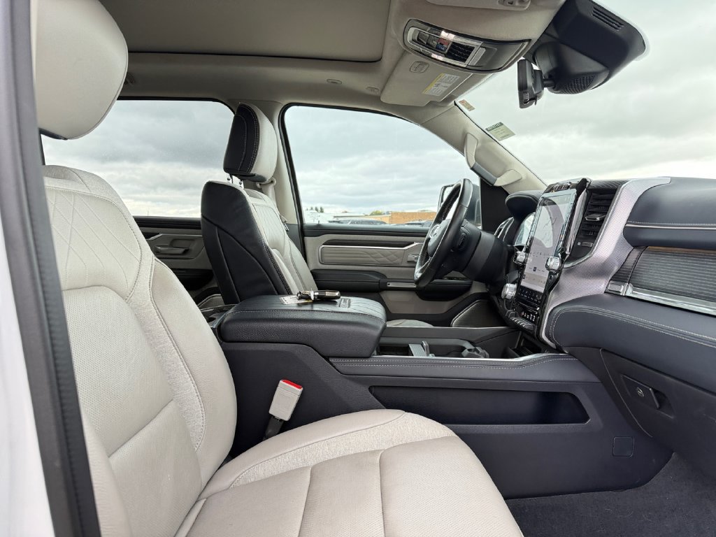 Used 2024 RAM 1500 Limited AWD/4WD image 41
