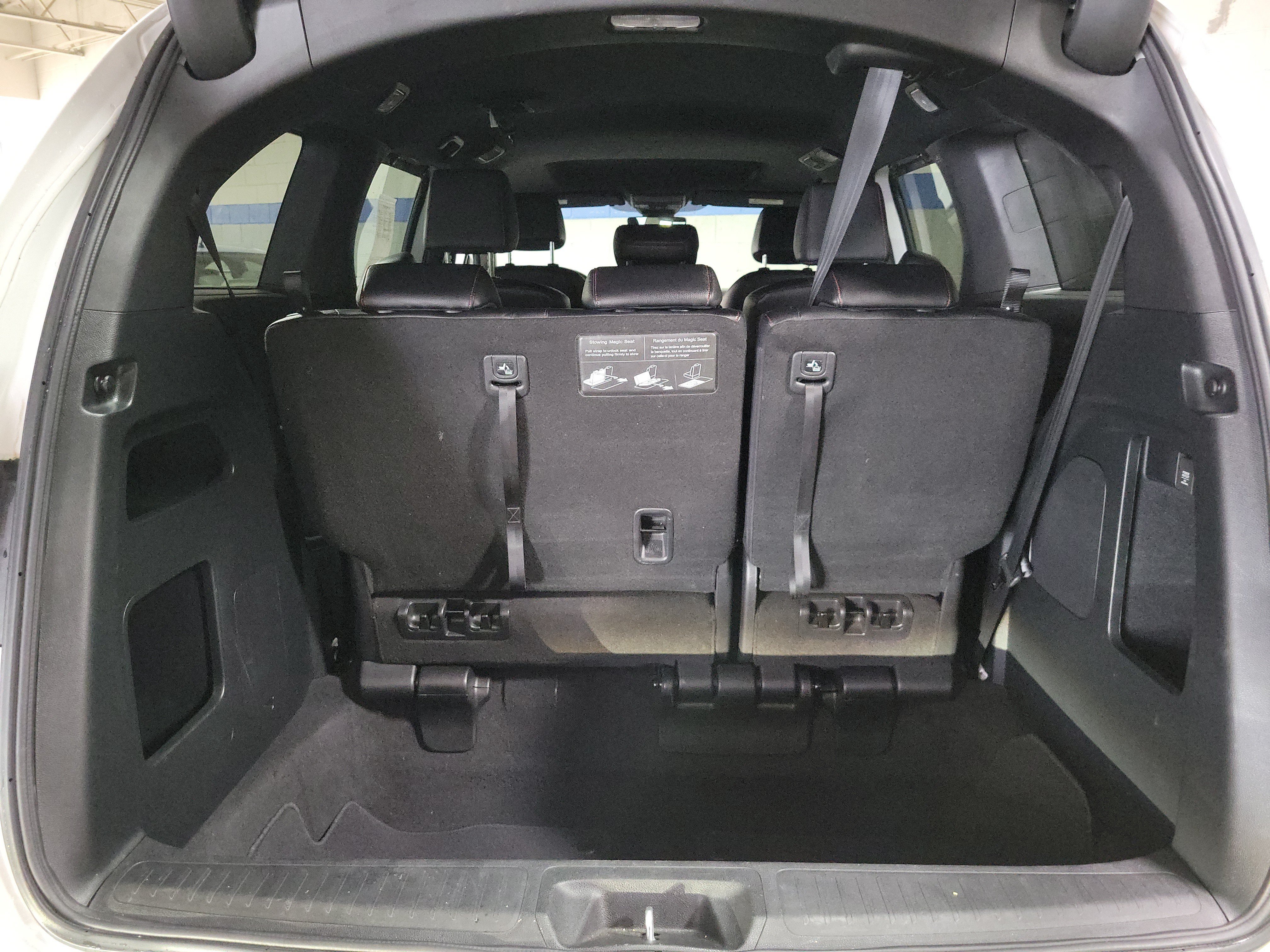Used 2023 Honda Odyssey Sport image 9