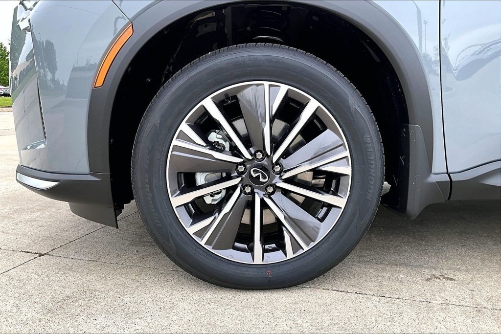 New 2027 INFINITI QX60 Luxe w/ Cargo Package AWD/4WD image 12