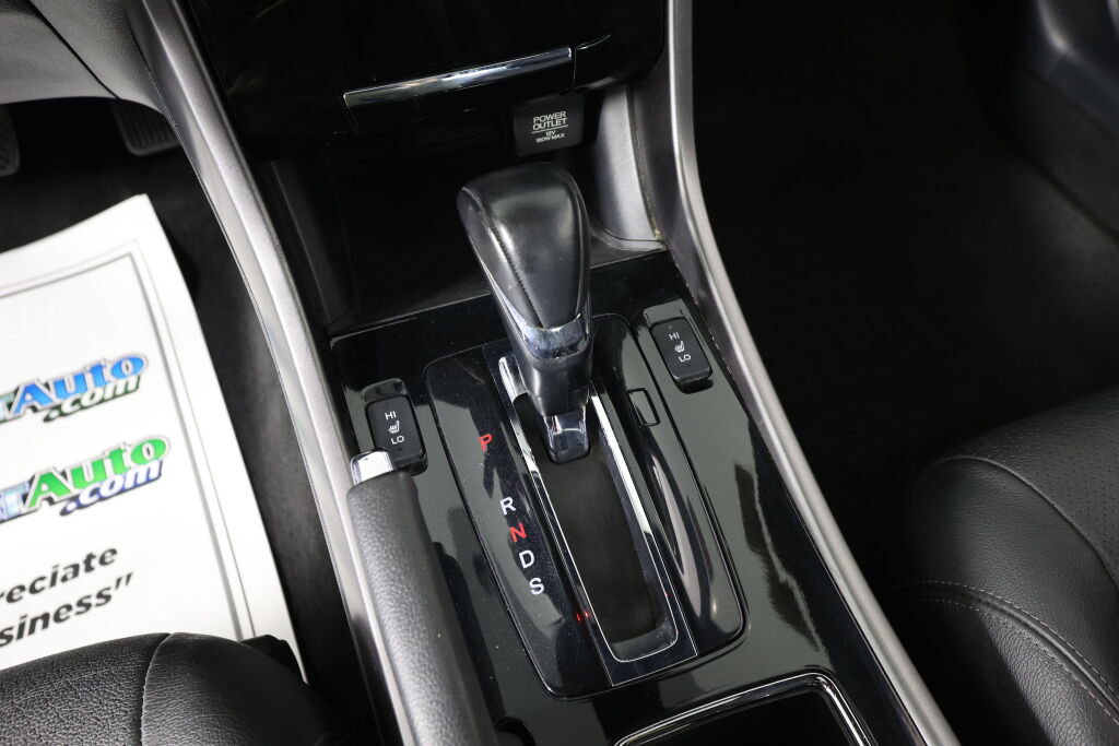 Used 2017 Honda Accord EX-L image 29