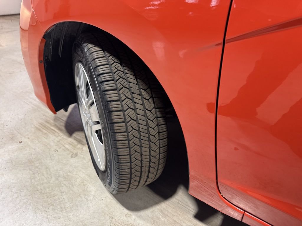 Used 2018 Honda Fit LX image 3