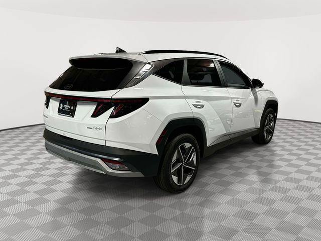Certified 2025 Hyundai Tucson SEL AWD/4WD image 2