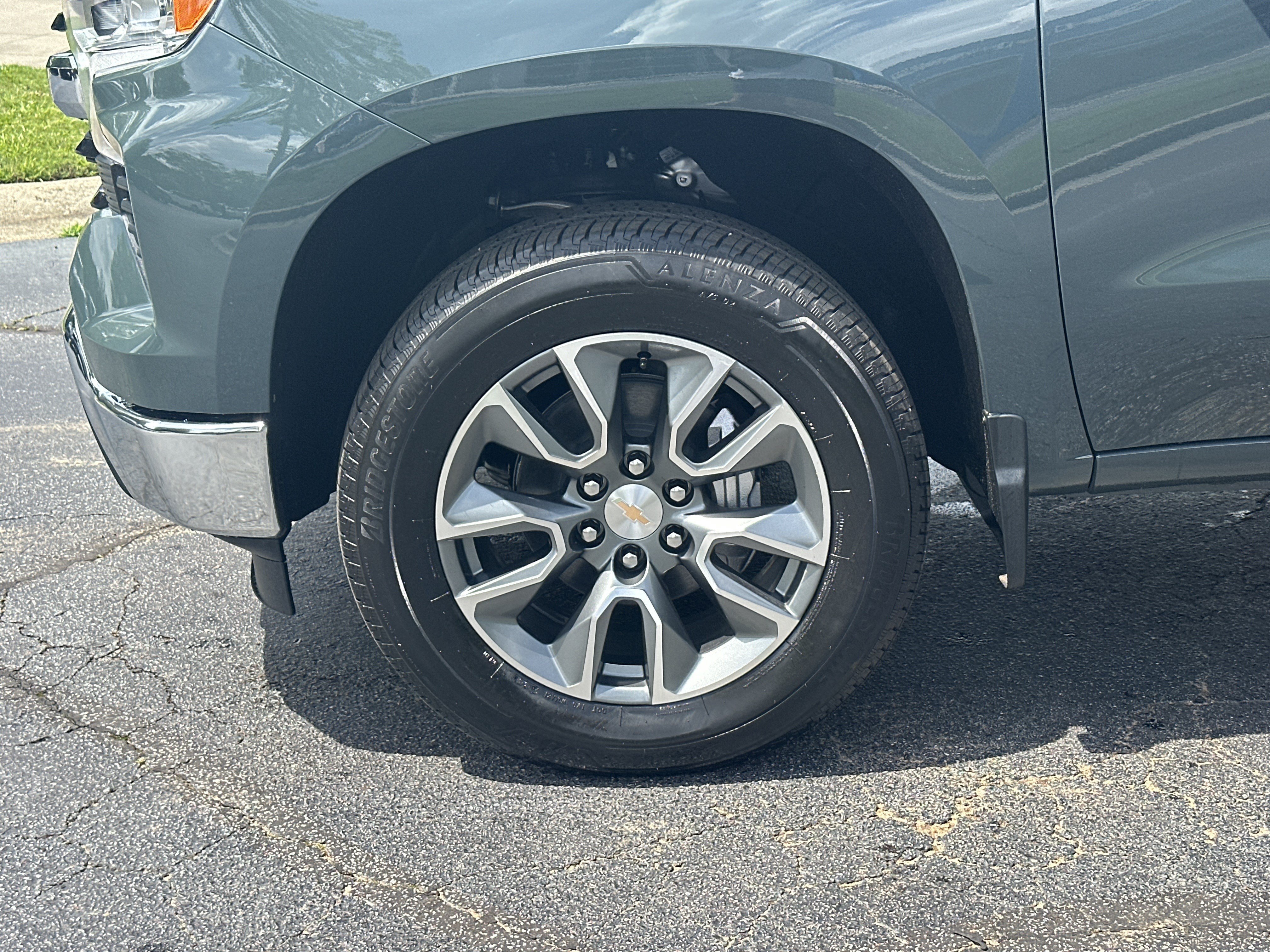 Certified 2026 Chevrolet Silverado 1500 LT RWD image 11