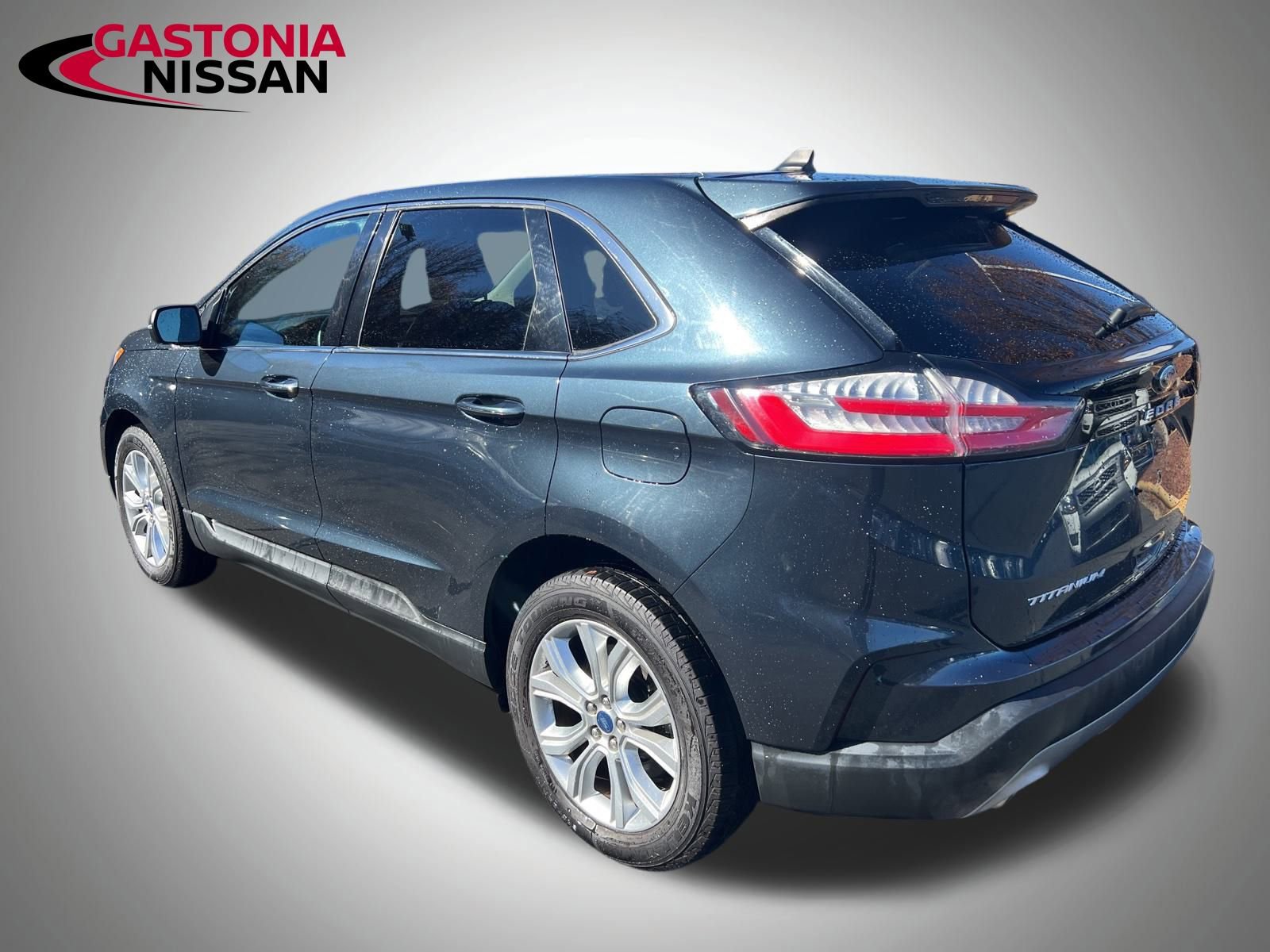 Used 2022 Ford Edge Titanium image 17