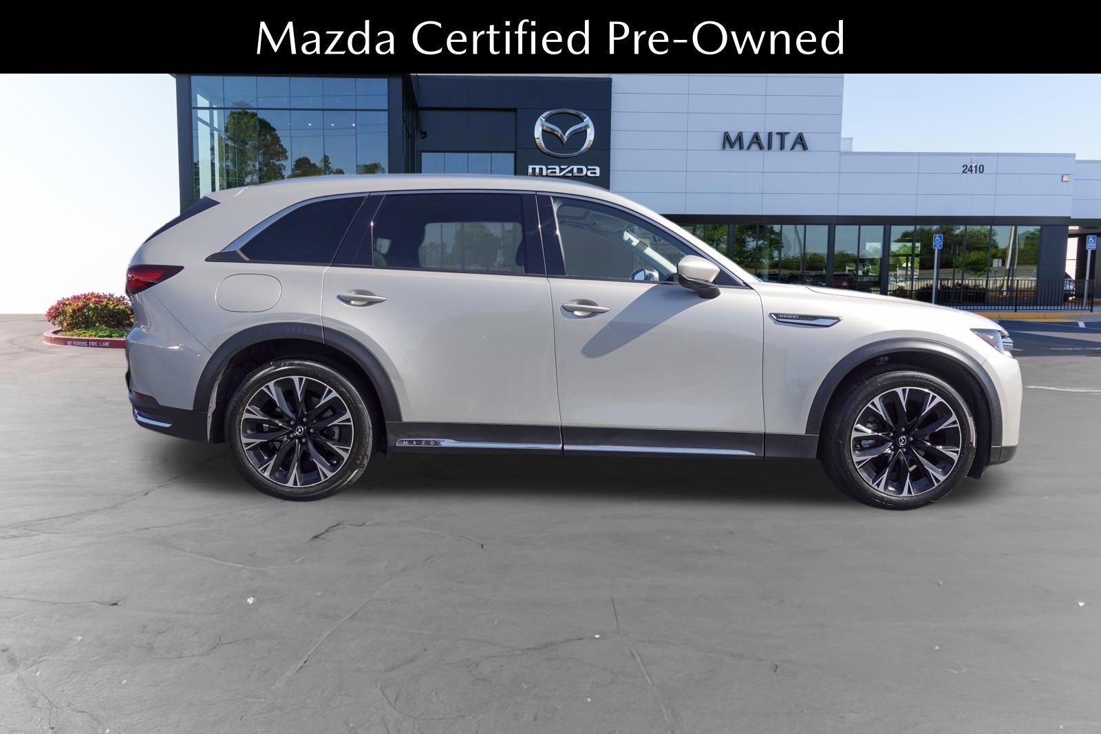 Used 2024 MAZDA CX-90 Plug-In Hybrid w/ Premium Pkg AWD/4WD image 2