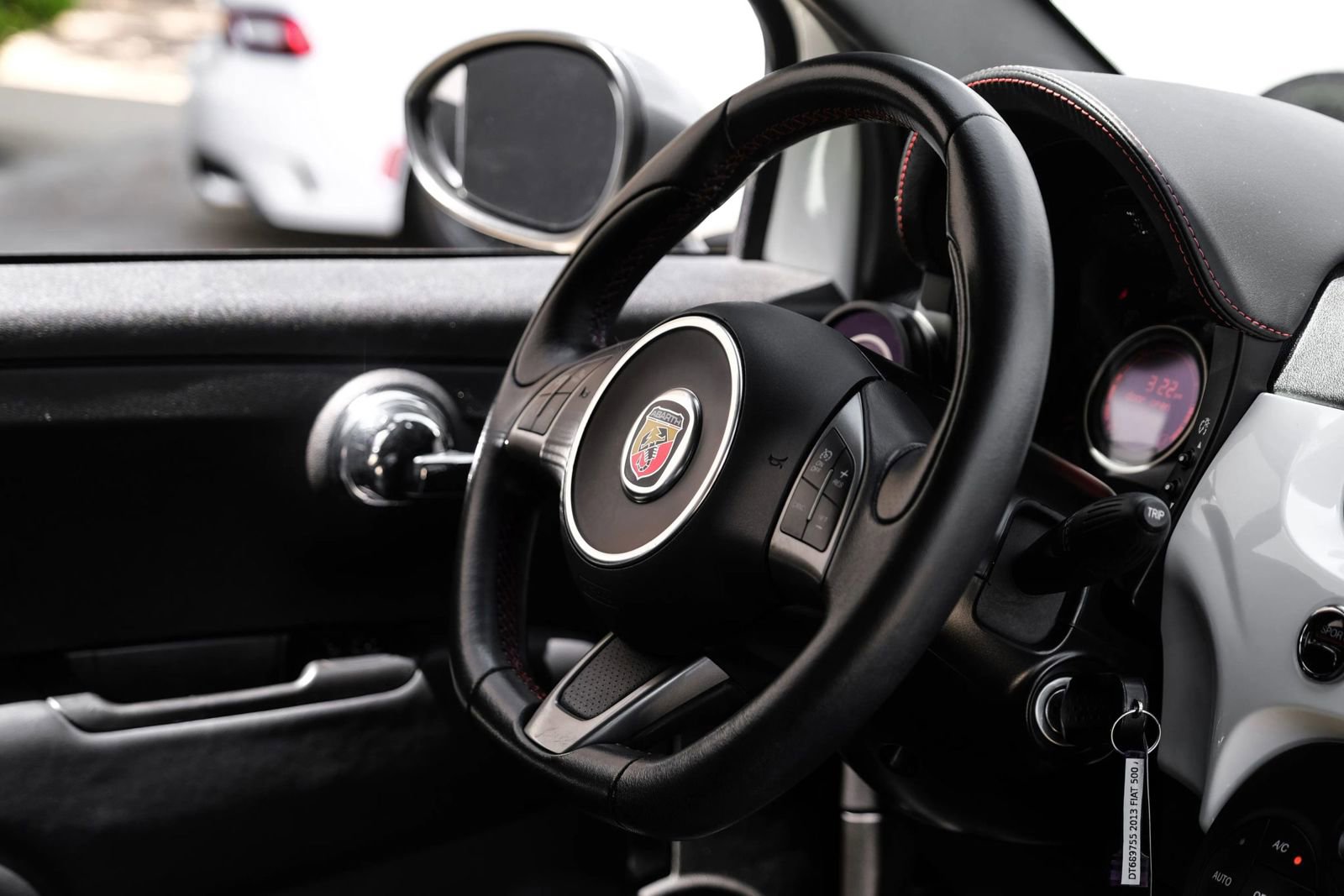 Used 2013 FIAT 500 Abarth w/ Comfort/Convenience Group FWD image 13