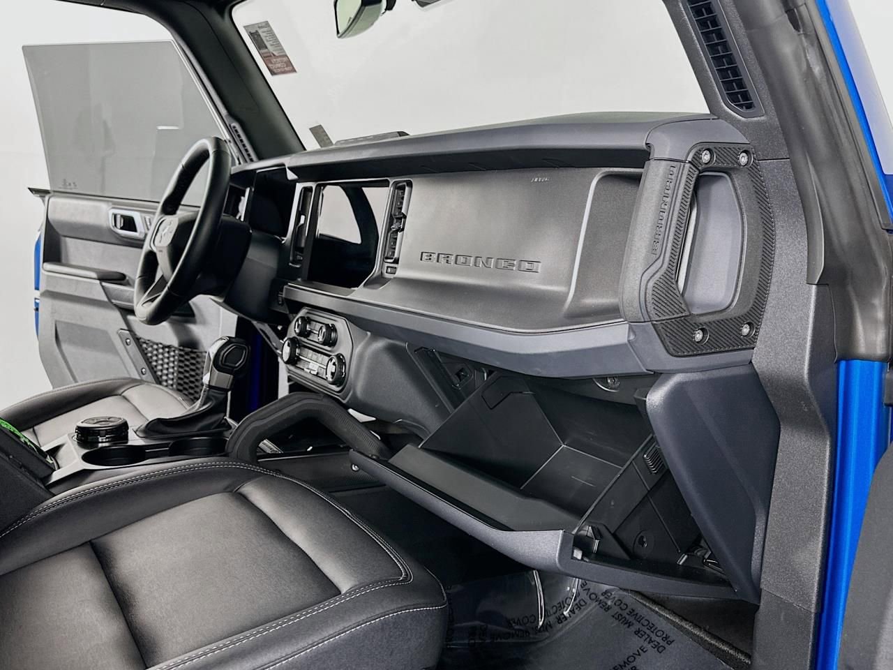 Used 2025 Ford Bronco Badlands image 36