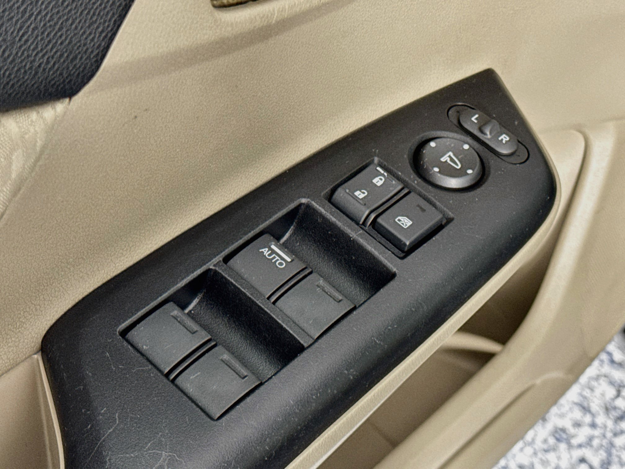 Used 2015 Honda Civic LX image 17