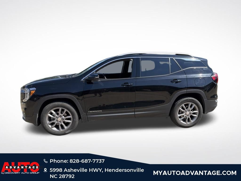Used 2024 GMC Terrain SLT AWD/4WD image 8