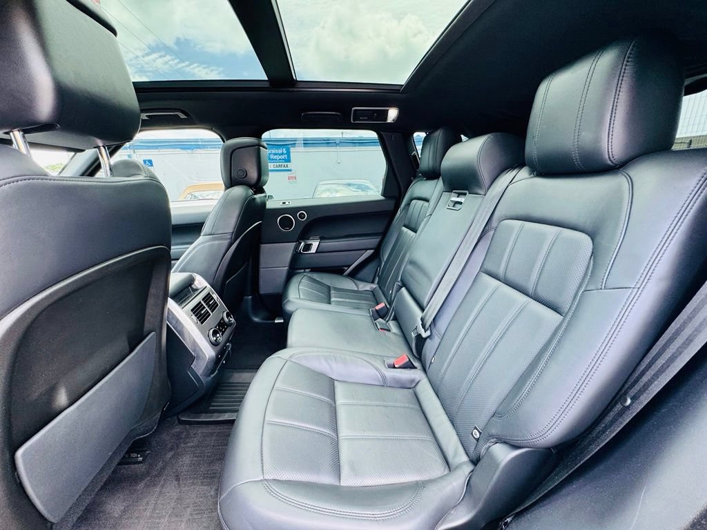 Used 2018 Land Rover Range Rover Sport HSE AWD/4WD image 13