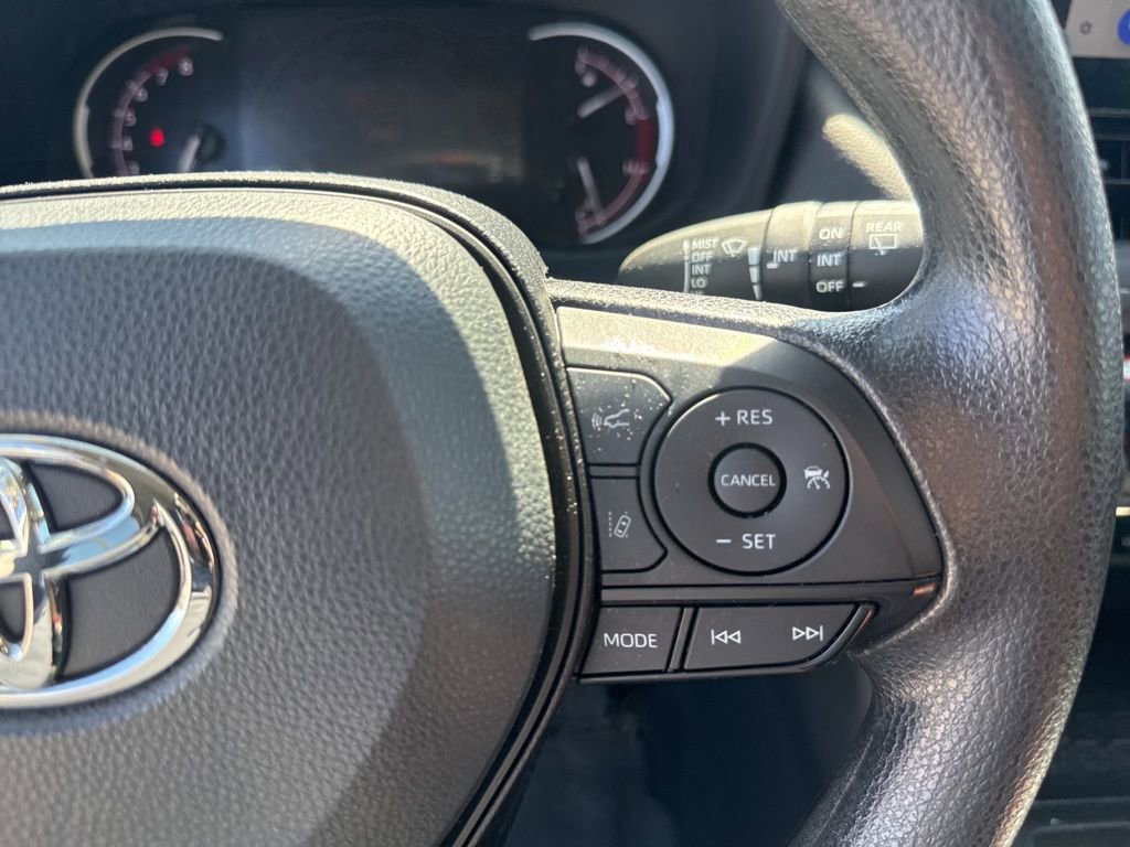 Used 2024 Toyota RAV4 XLE image 16