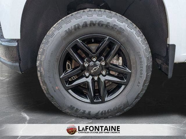 Used 2021 Chevrolet Silverado 1500 LT Trail Boss w/ Bed Protection Package AWD/4WD image 31