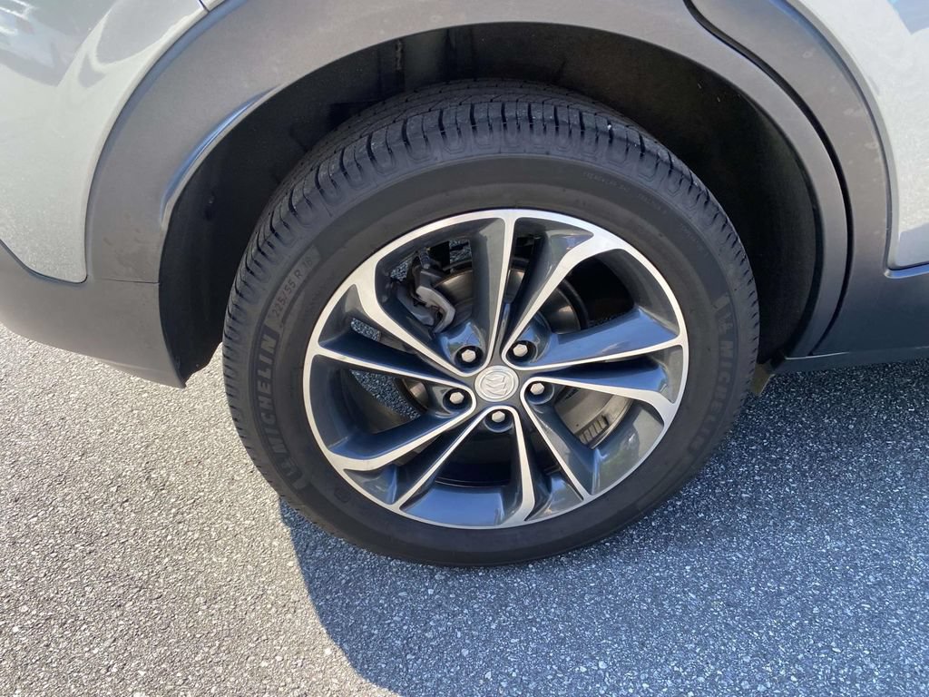Used 2020 Buick Encore GX Essence FWD image 9