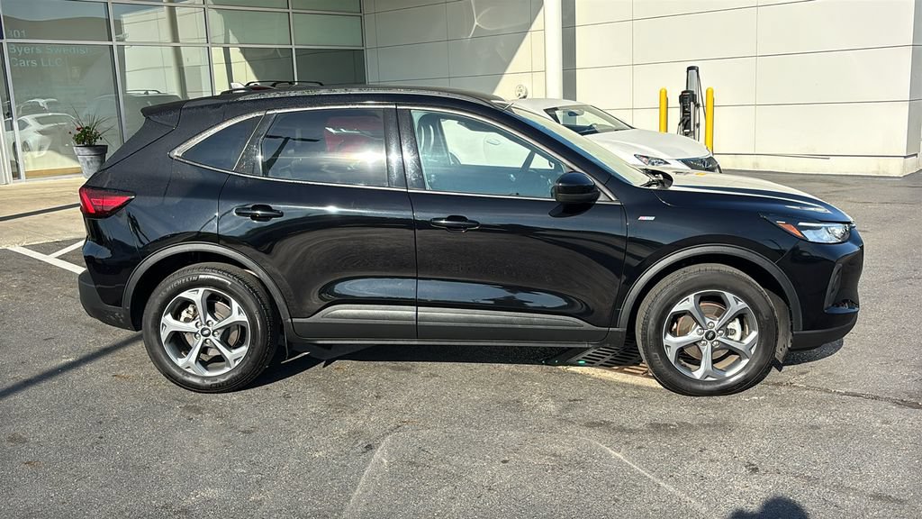 Used 2025 Ford Escape ST-Line Select AWD/4WD image 26