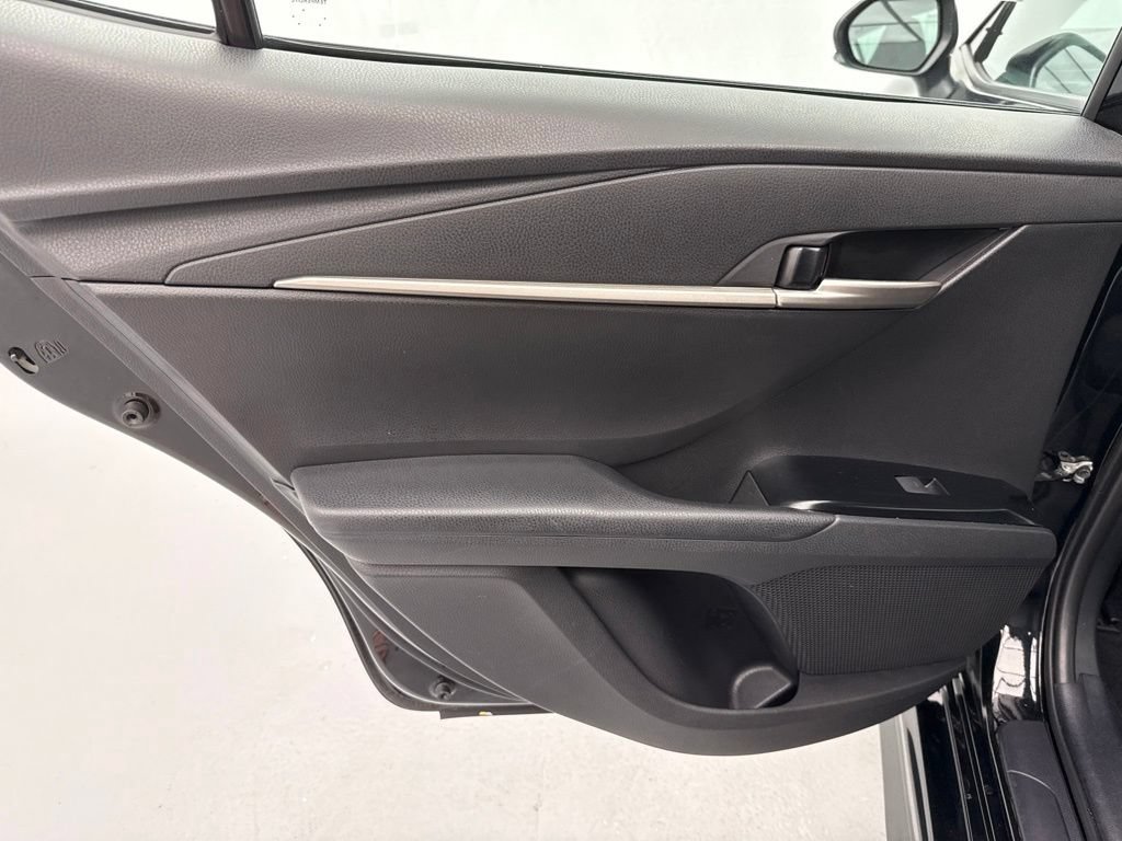 Used 2025 Toyota Camry SE FWD image 19