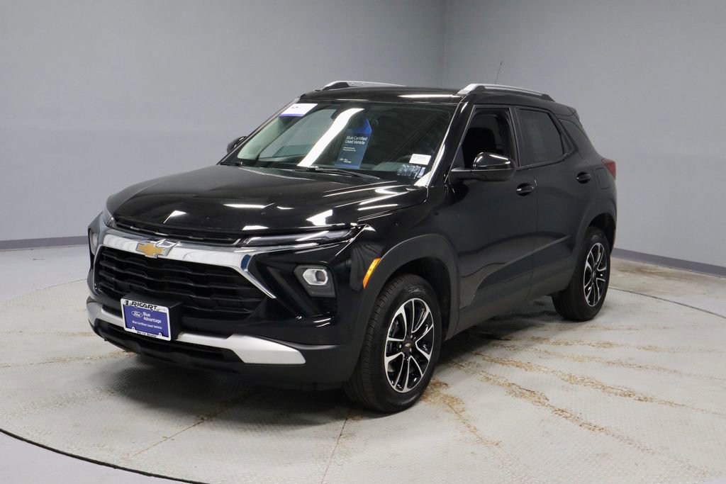 Used 2025 Chevrolet TrailBlazer LT AWD/4WD image 6