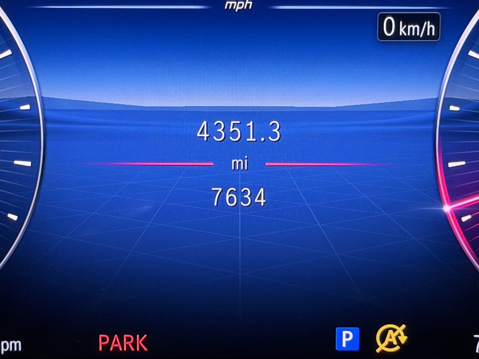 Used 2025 Mercedes-Benz C 300 4MATIC Sedan image 27