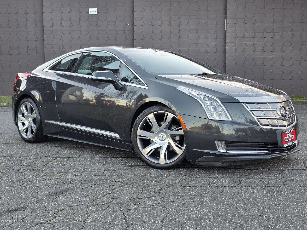 Used 2014 Cadillac ELR w/ Luxury Package image 3
