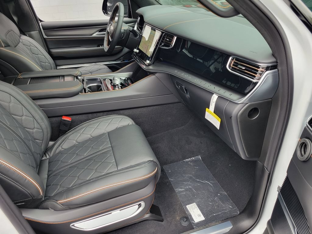 New 2026 Jeep Grand Wagoneer Summit AWD/4WD image 19